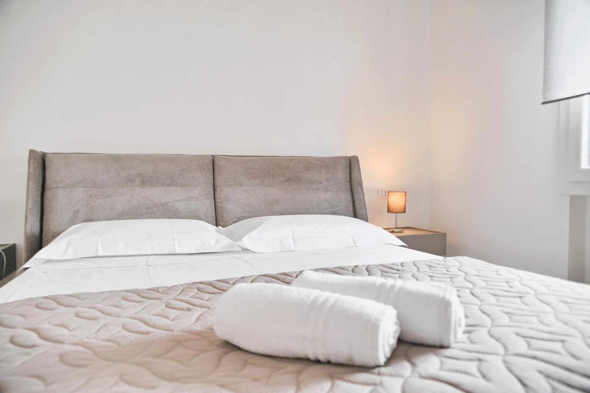 Apartmán Gold Garda Desenzano Desenzano del Garda Exteriér fotografie